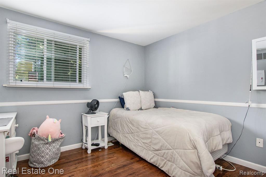 4130 RAMBLEWOOD Drive, Troy, MI 48085 — Photo 18