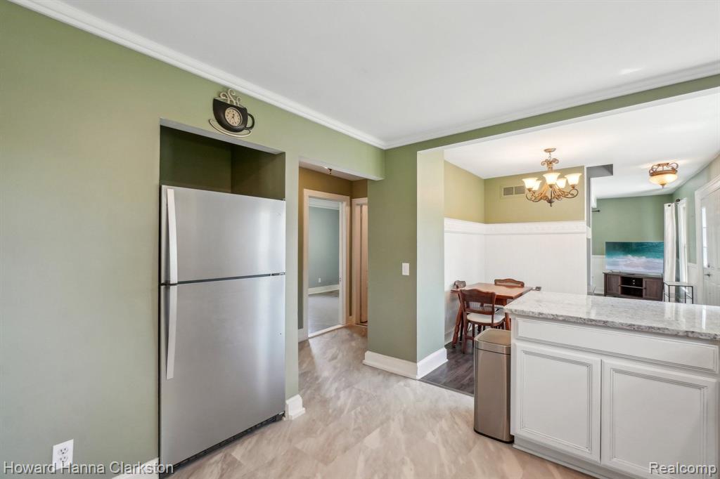505 N Adelaide Street, Fenton, MI 48430 — Photo 9