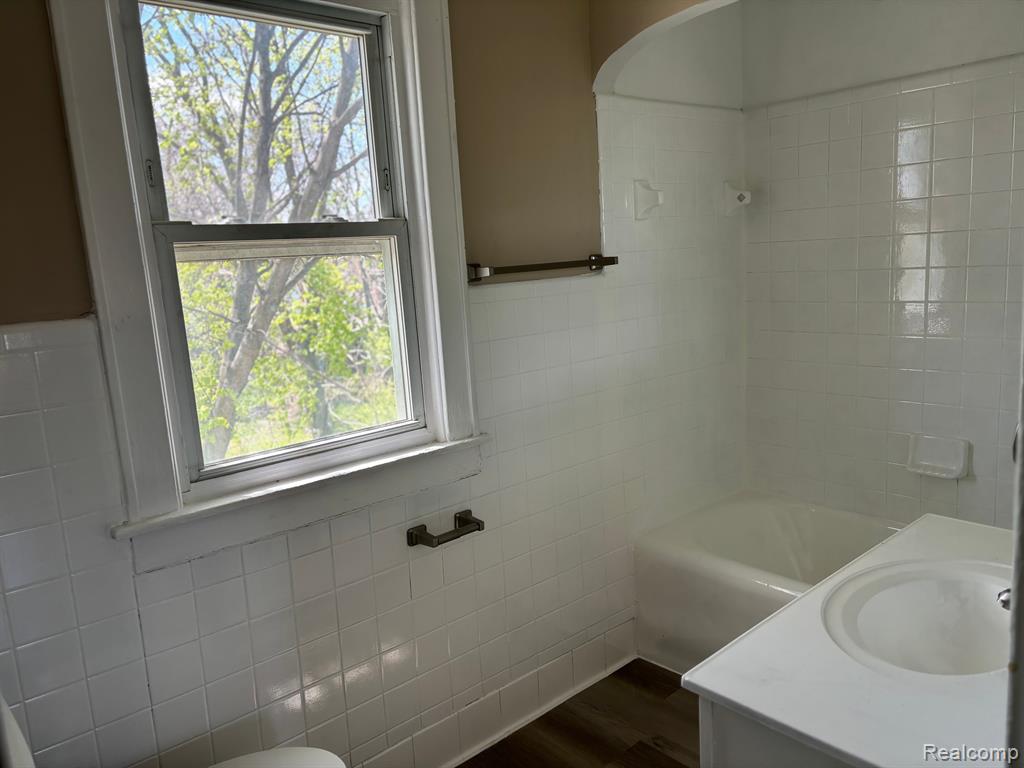 20817 MENDOTA Avenue, Ferndale, MI 48220 — Photo 23