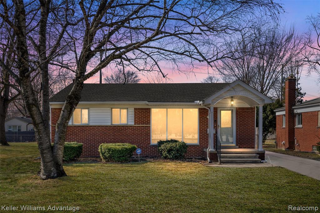 4652 Parker Street, Dearborn Heights, MI 48125 — Photo 2