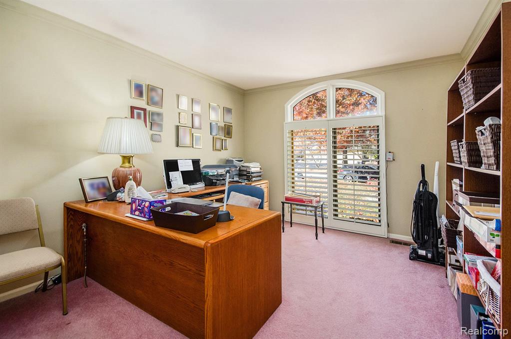 43053 W Kirkwood Drive, 30, Clinton Twp, MI 48038 — Photo 20