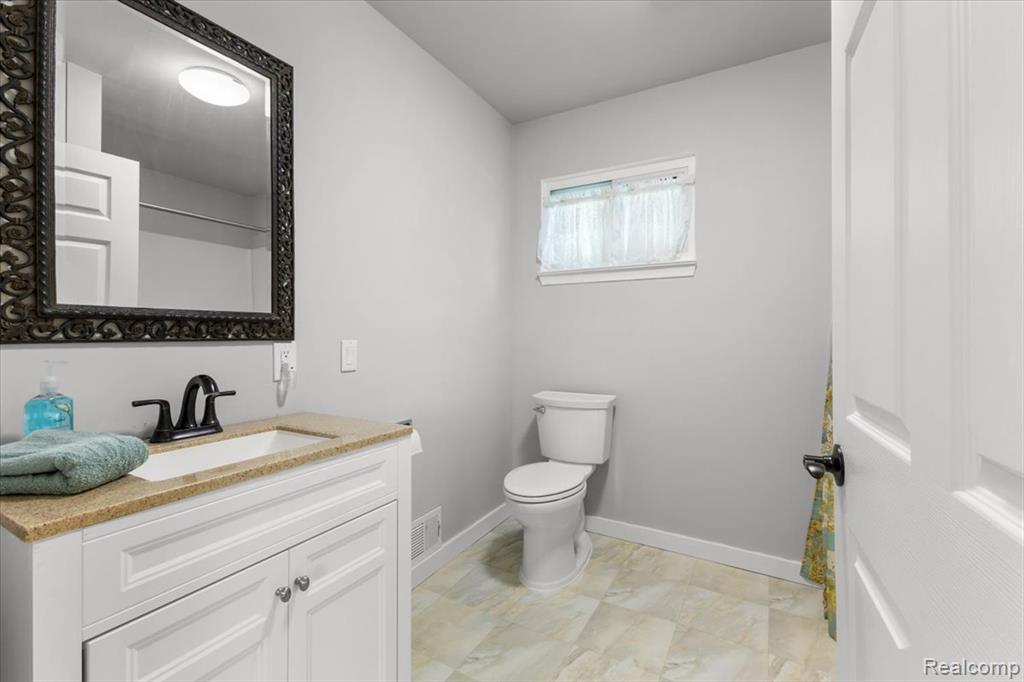 719 Hartner Drive, Holly, MI 48442 — Photo 20