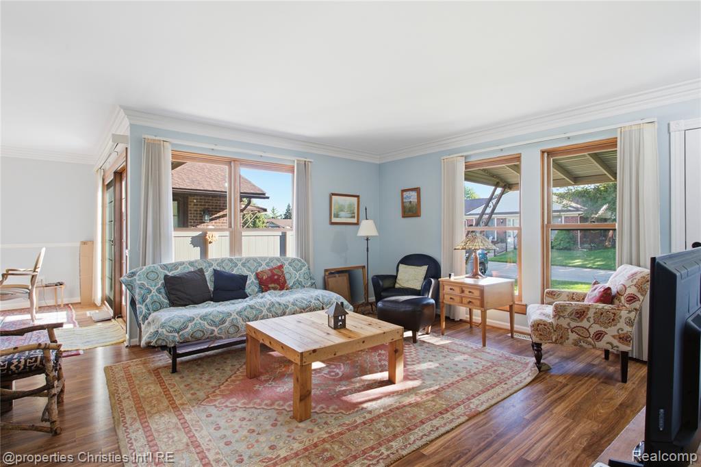 40556 Newport Drive, Plymouth, MI 48170 — Photo 5