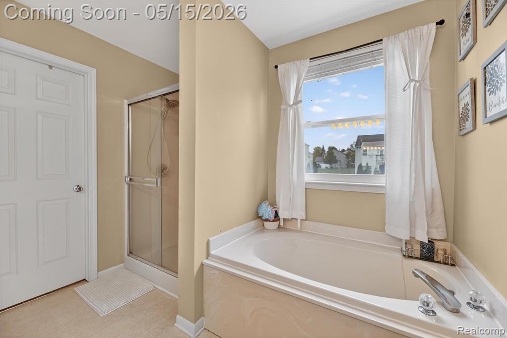 809 Canyon Creek Drive, Holly, MI 48442 — Photo 33