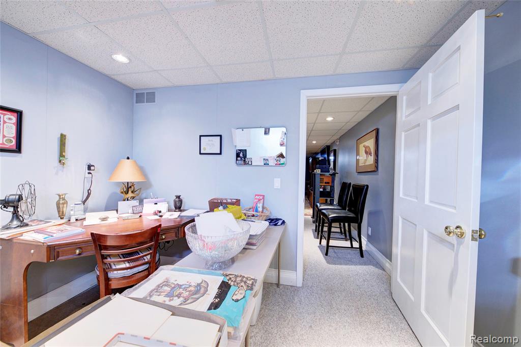 46822 Springhill Drive, Shelby Twp, MI 48317 — Photo 41