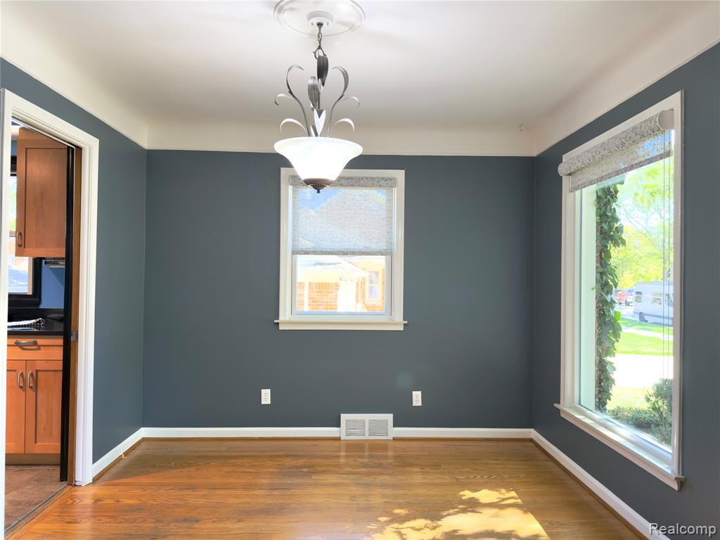 4164 Seminole Drive, Royal Oak, MI 48073 — Photo 13