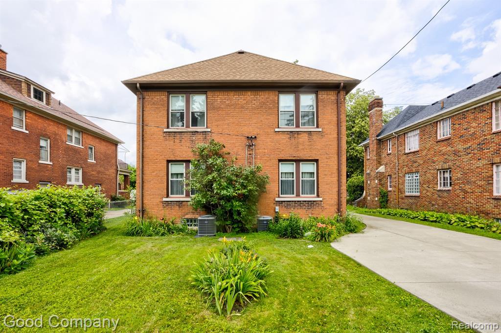 515 W Golden Gate, Highland Park, MI 48203 — Photo 61