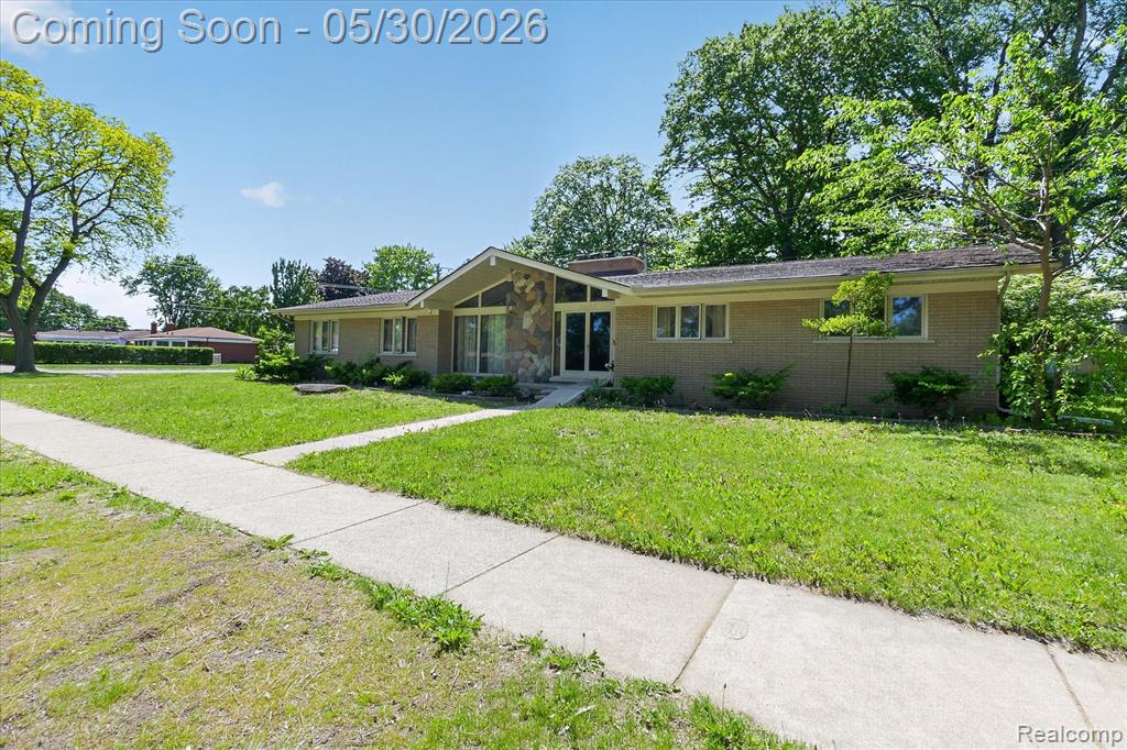 28013 Roan Drive, Warren, MI 48093 — Photo 3
