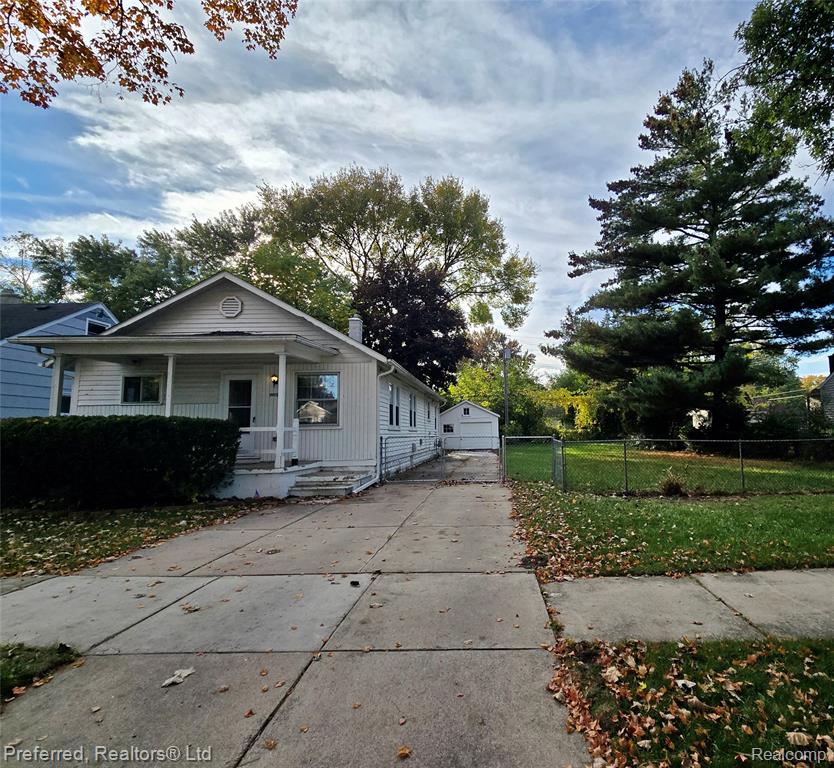 19975 Poinciana, Redford, MI 48240
