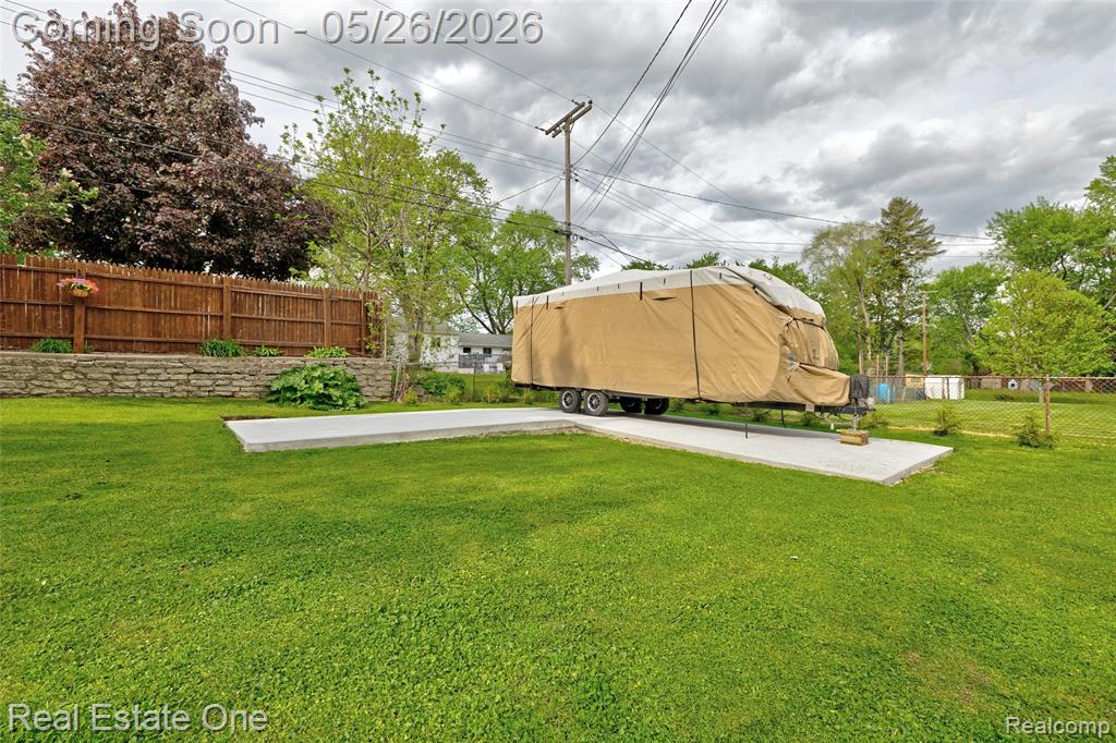 6394 Manson Drive, Waterford, MI 48329 — Photo 55