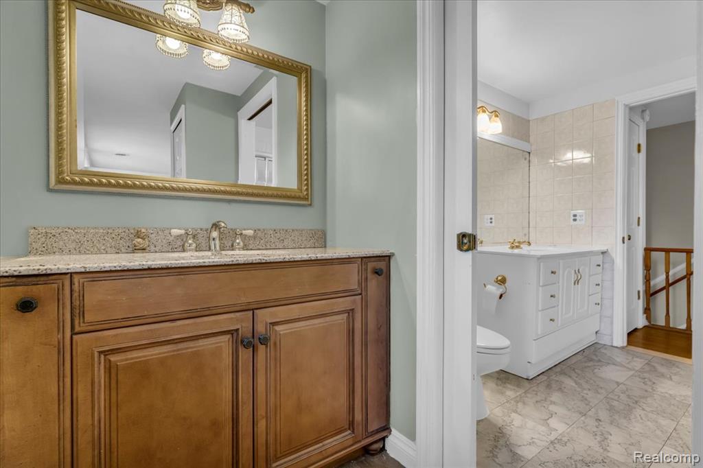 7477 Heather Heath Lane, West Bloomfield, MI — Photo 23