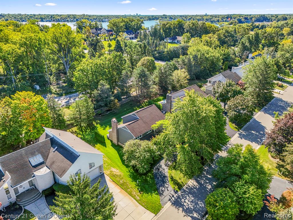 5084 Champlain Circle, West Bloomfield, MI 48323 — Photo 49