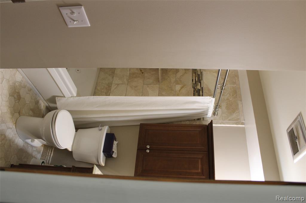 4037 Sandy Creek Drive, Utica, MI 48316 — Photo 15