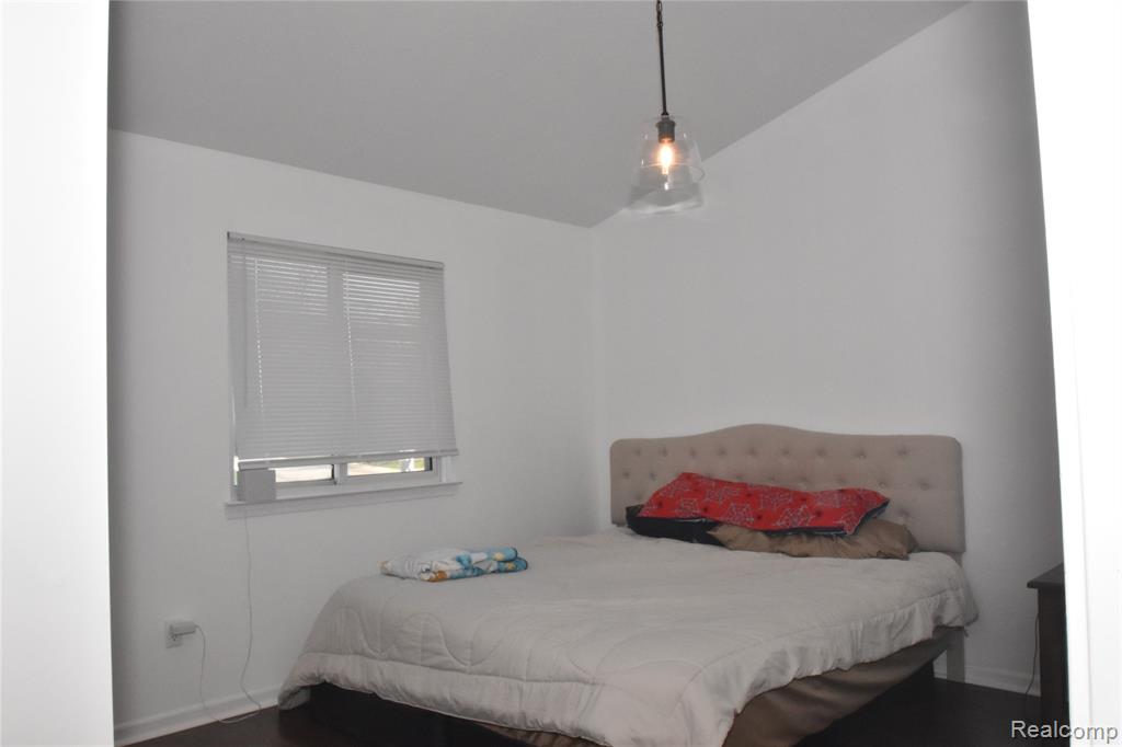 23436 Mahoney Court, 182, Trenton, MI 48183 — Photo 16