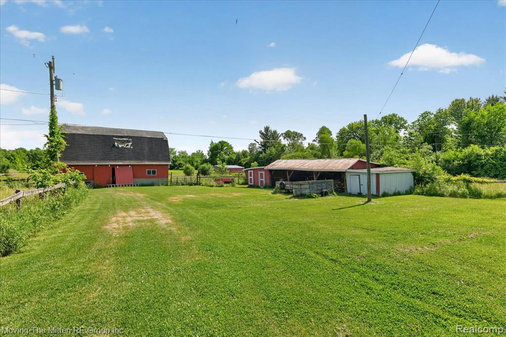 6390 Brookville Road, South Lyon, MI 48178 — Photo 28