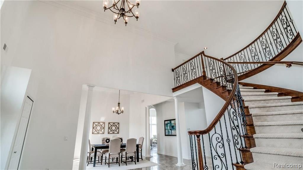 748 Eltham Court, Ann Arbor, MI 48103 — Photo 14