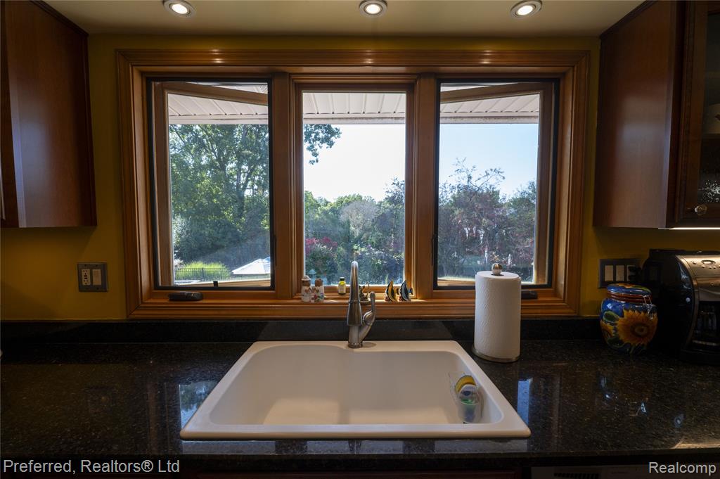9350 Colony Farm Court, Plymouth, MI 48170 — Photo 22
