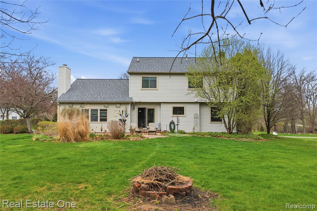8135 Kimble Drive, Pinckney, MI 48169 — Photo 34