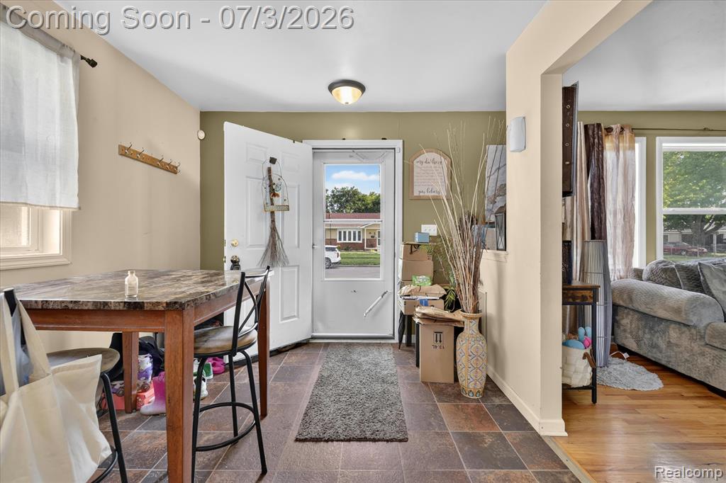 1370 Parkwood Avenue, Ypsilanti, MI 48198 — Photo 3