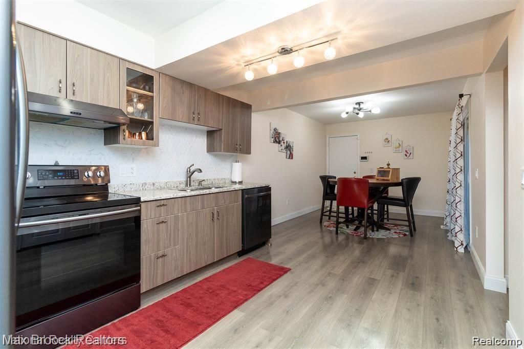 5252 WRIGHT WAY E, West Bloomfield, MI — Photo 10