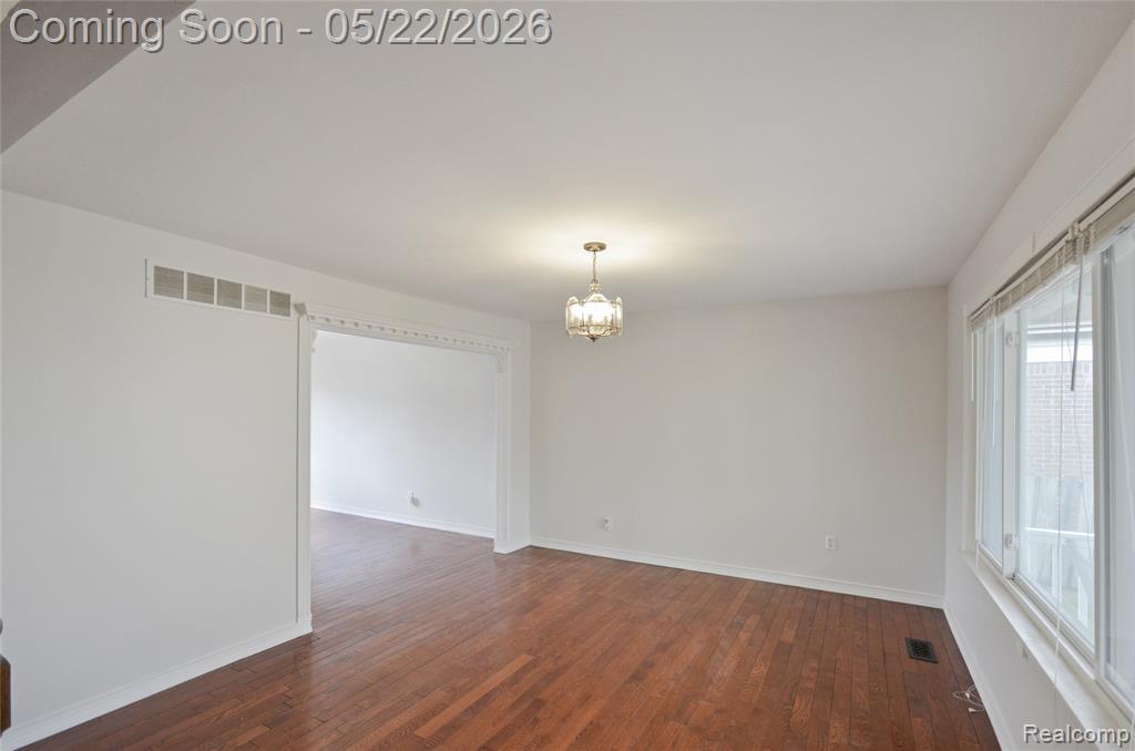 4048 Augustine Drive, Sterling Heights, MI 48310 — Photo 11