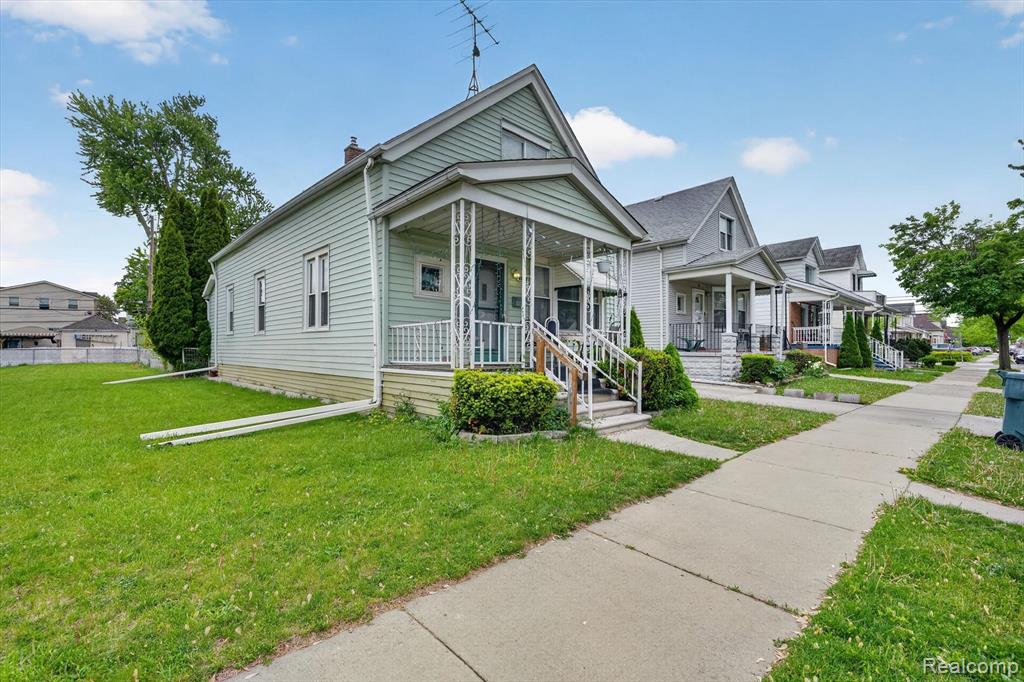 5424 Bingham St, Dearborn, MI 48126 — Photo 2