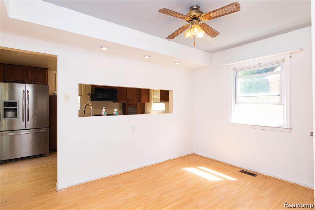 9622 Seminole, Redford, MI 48239 — Photo 4
