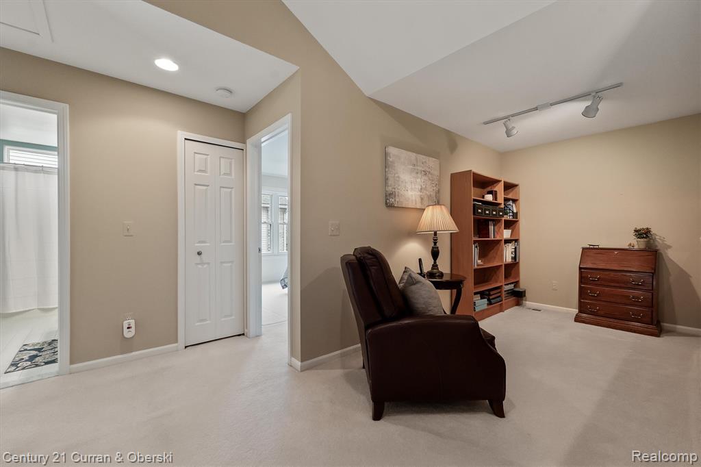 781 Pheasant Run West Drive, Wixom, MI 48393 — Photo 33