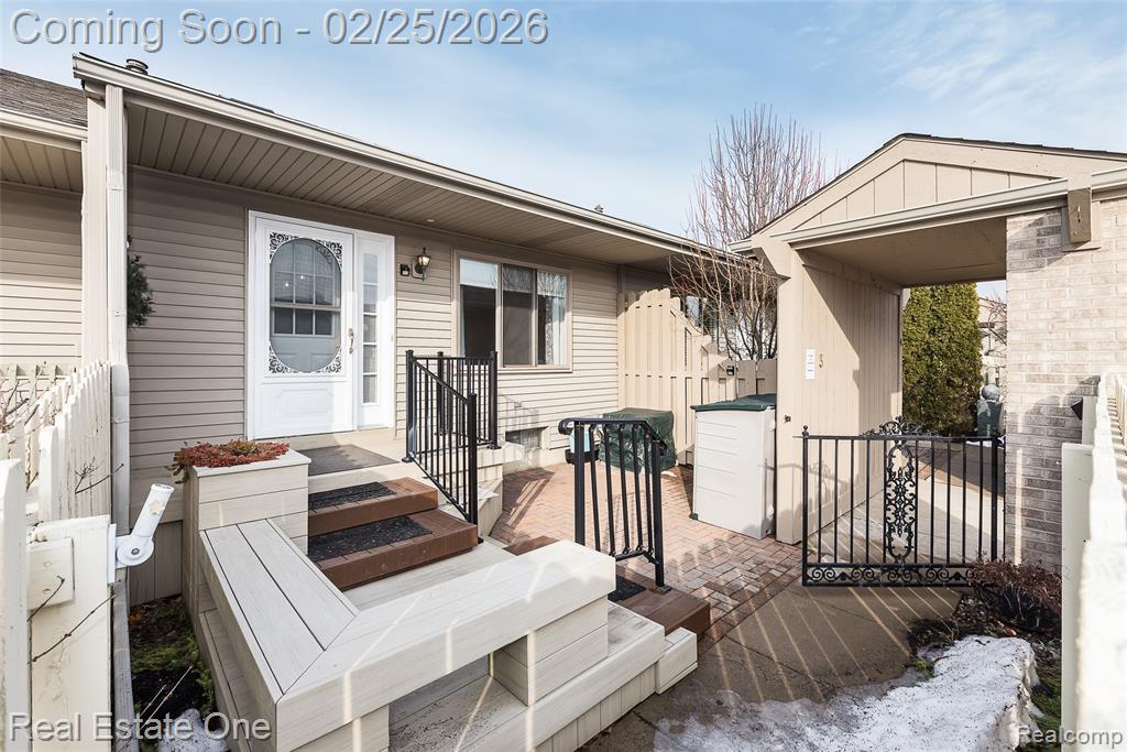 62351 Arlington Circle, 3, South Lyon, MI 48178 — Photo 4