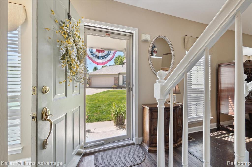 41688 WHITE TAIL Lane, Canton, MI 48188 — Photo 4