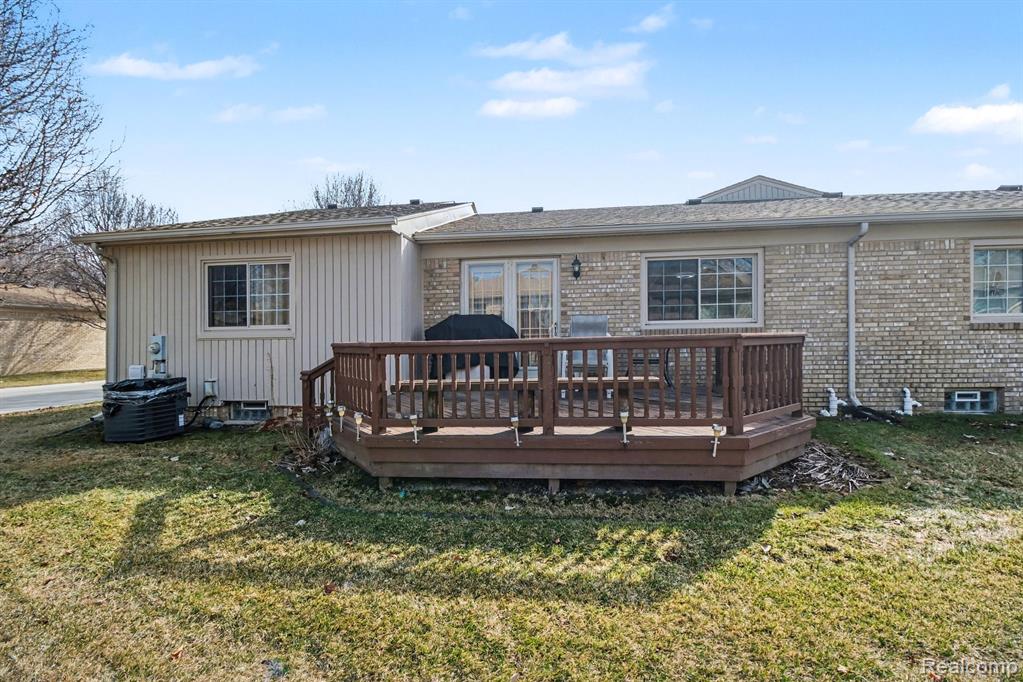 15525 Irene Court, Clinton Twp, MI 48038 — Photo 18