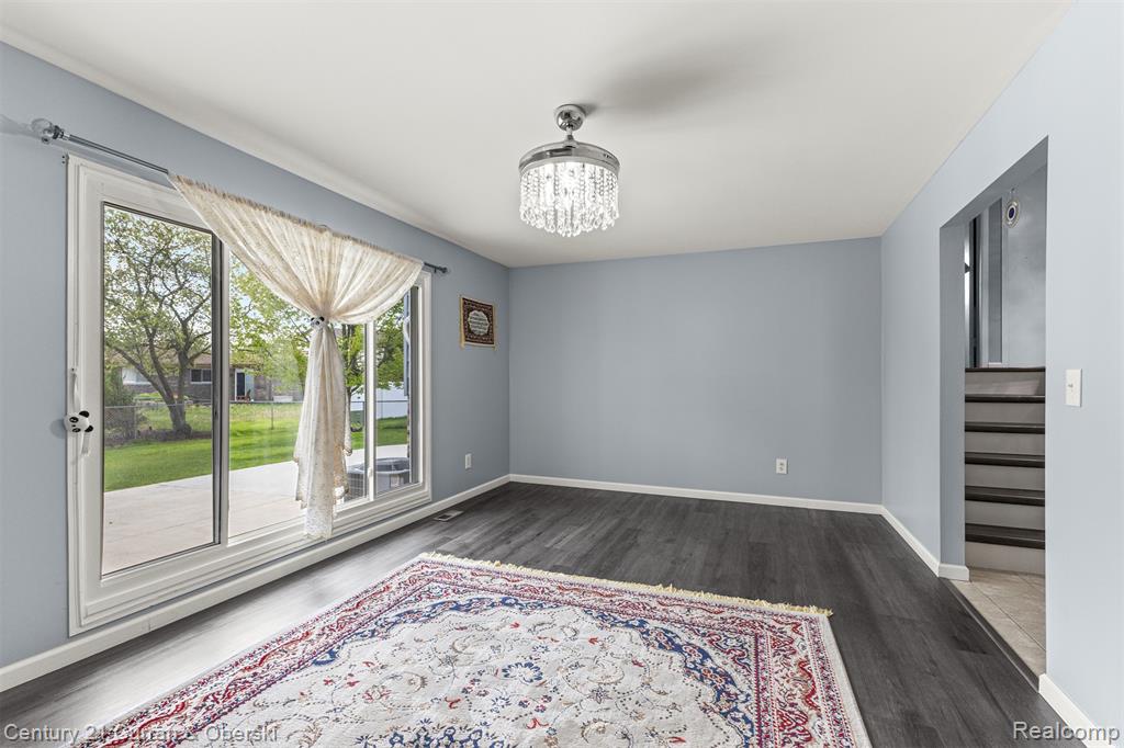 45561 Edgewood Court, Canton, MI 48187 — Photo 13
