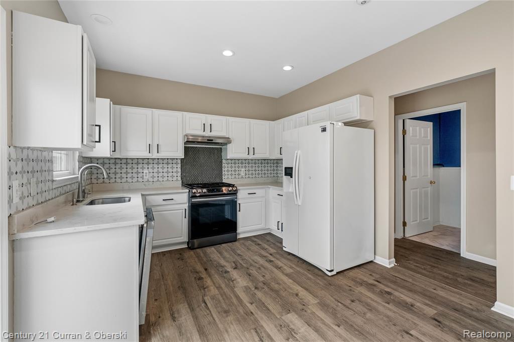 43060 Providence Lane, Canton, MI 48188 — Photo 12