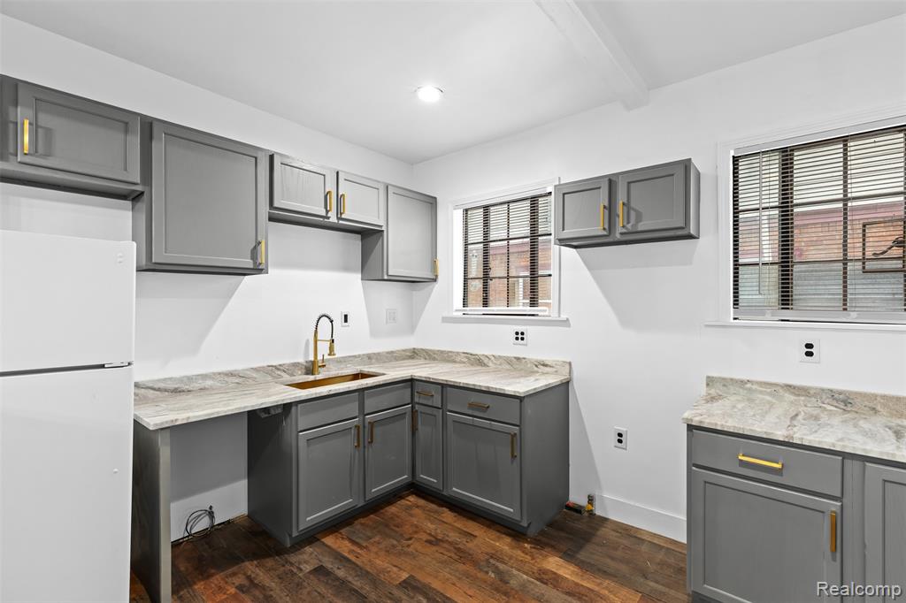 5243 Devonshire Road, Detroit, MI 48224 — Photo 28