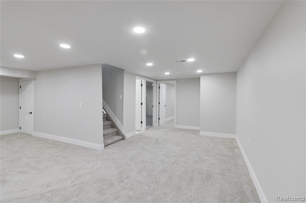 23643 N Rockledge, Novi, MI — Photo 21