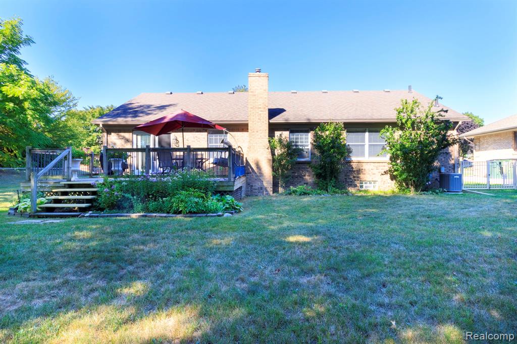 48200 Burton Drive, Shelby Twp, MI 48317 — Photo 26