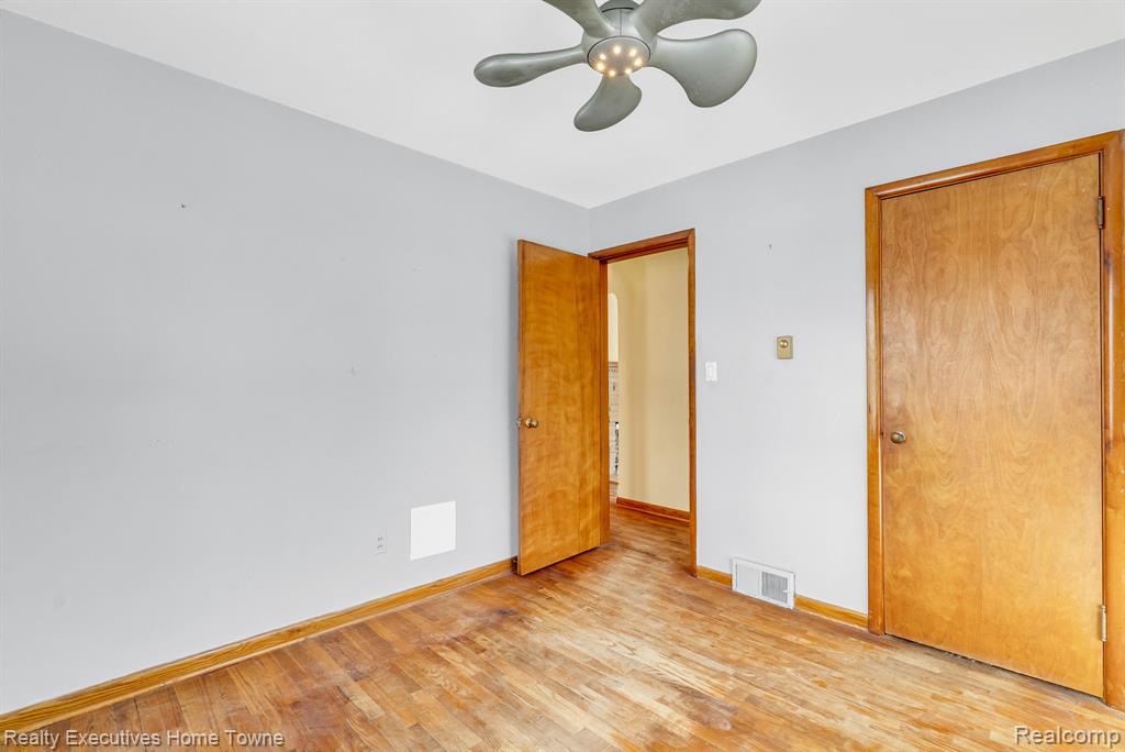 7305 Big Hand Road, St. Clair, MI 48079 — Photo 23