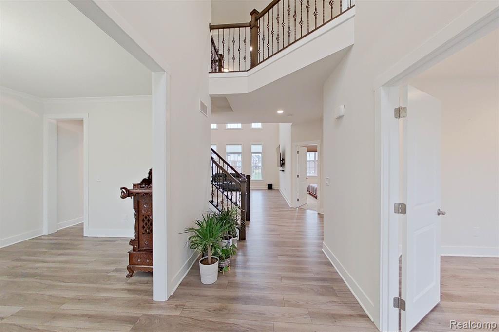 51060 LAUREL Park Drive, Canton, MI 48188 — Photo 24