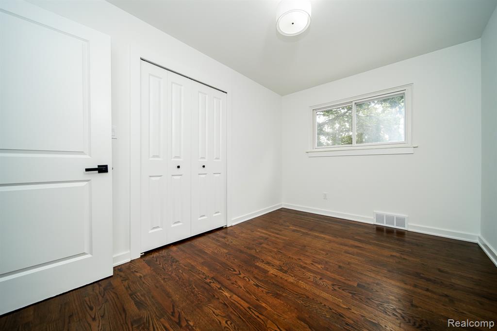 7382 Irongate Road, Canton, MI 48187 — Photo 32