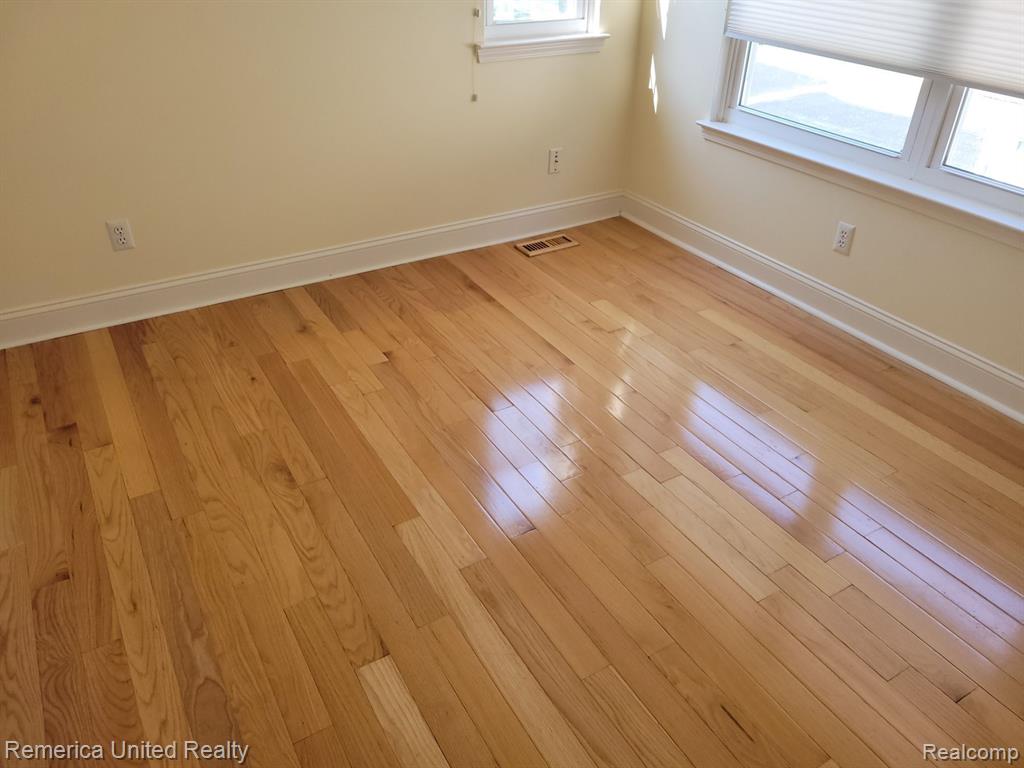 971 RIKKI ANN, Wixom, MI 48393 — Photo 11