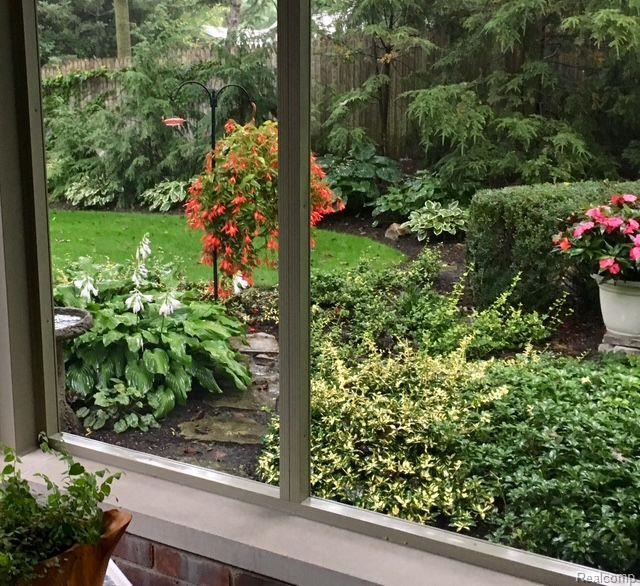 5889 ORCHARD BEND Road, Bloomfield Hills, MI 48301 — Photo 55