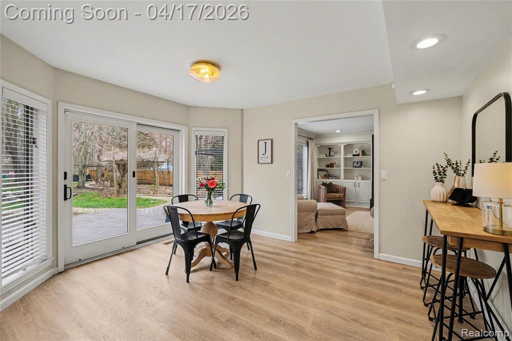 2228 Lost Creek Drive, Flushing, MI 48433 — Photo 9