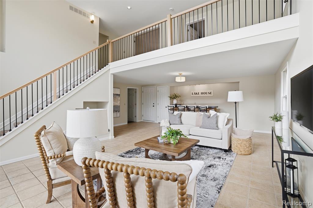 5370 Edgelake Drive, Pinckney, MI 48169 — Photo 15