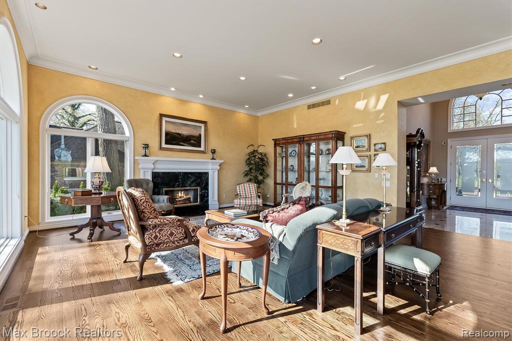 1832 Long Lake Shore Drive, Bloomfield Hills, MI 48302 — Photo 18