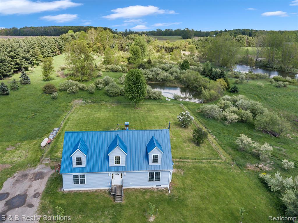 2864 N BLACKS CORNERS Road, Imlay City, MI 48444 — Photo 3