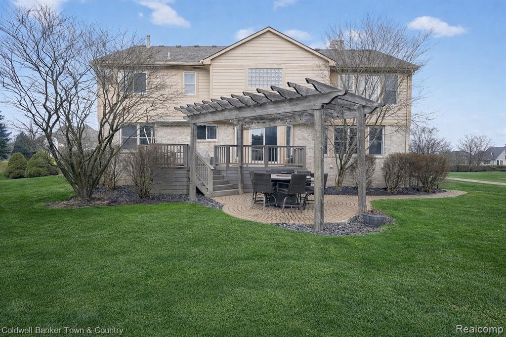 480 NAIRN Circle, Highland, MI — Photo 54