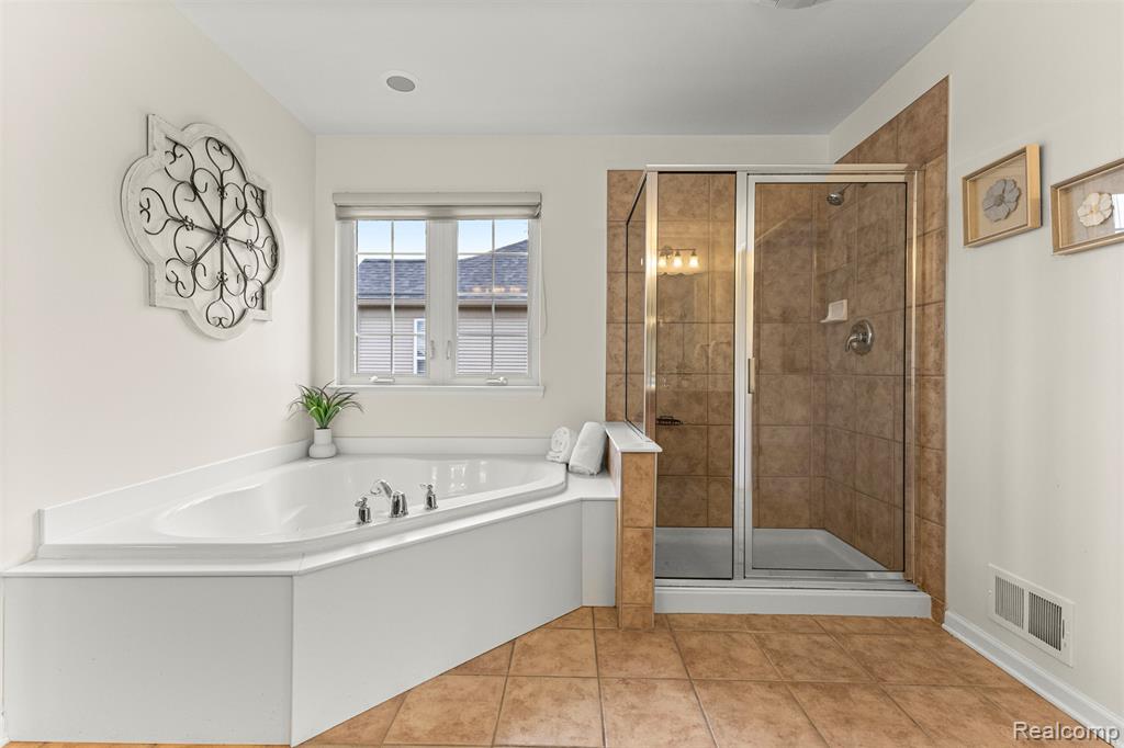 16784 Yellowstone Drive, Northville, MI 48168 — Photo 13