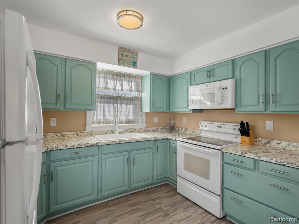 319 Chandler Street, Romeo, MI 48065 — Photo 41