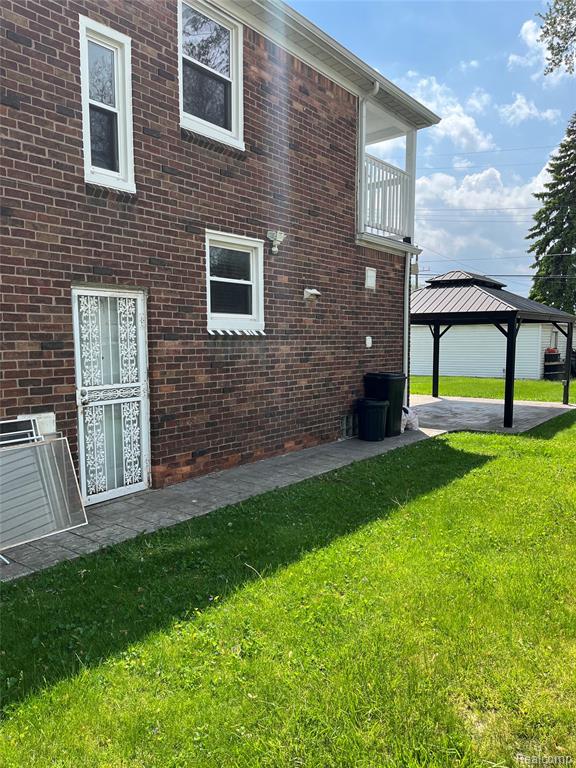9001 Riverdale, Redford, MI 48239 — Photo 54
