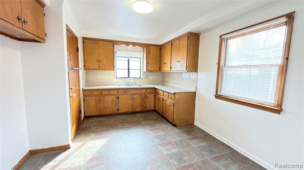 9024 San Jose, Redford, MI 48239 — Photo 8